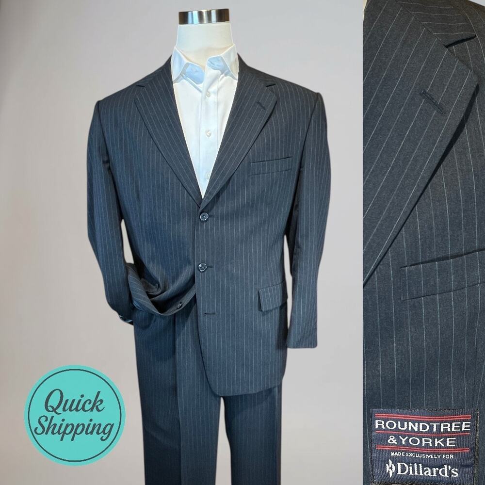 Vintage Roundtree & Yorke 44R 38x29 Charcoal Gray Stripe 3 Button Suit